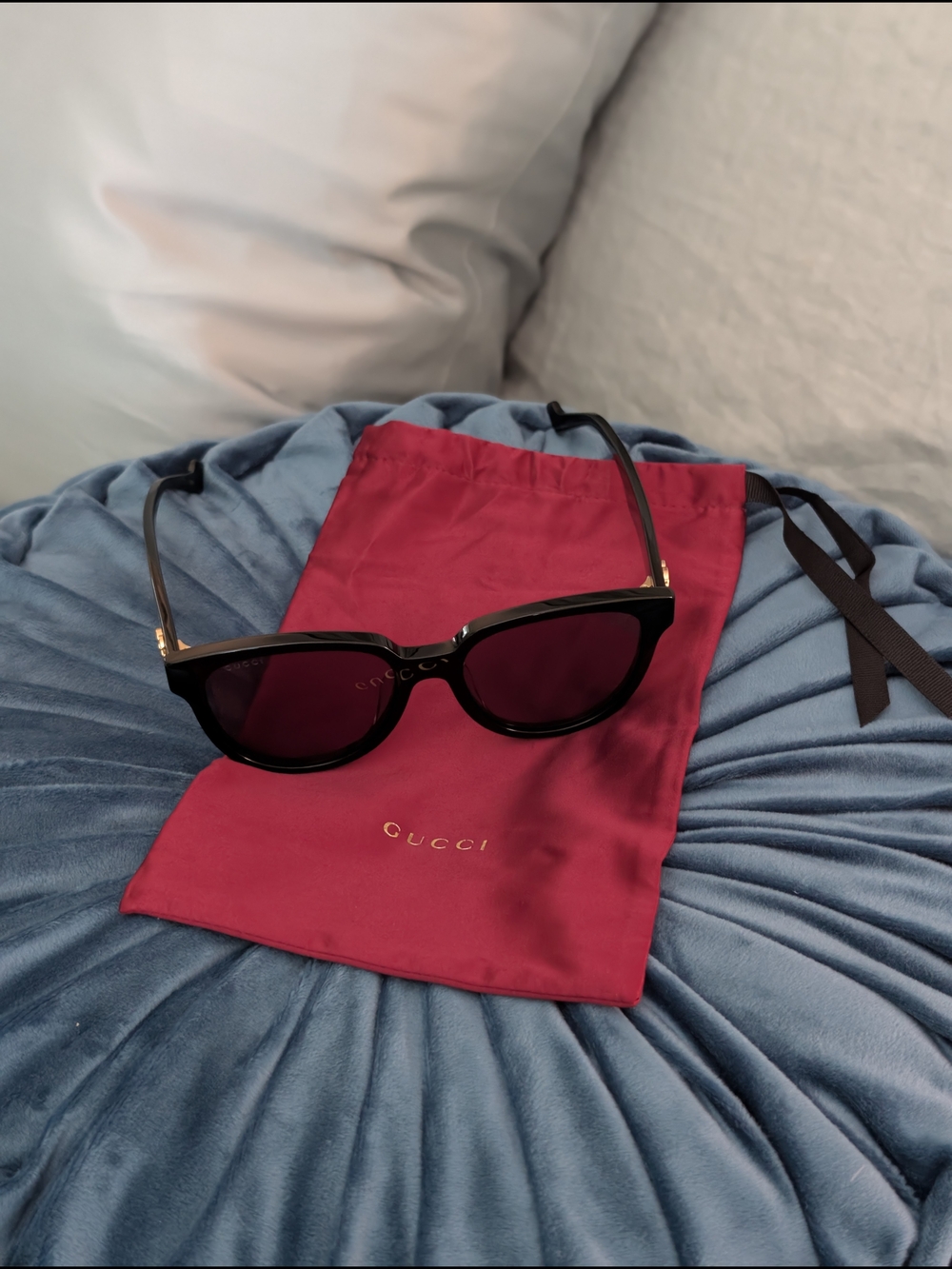 NWT Gucci Black Sunglasses GG0960SA 002 Gold GG Logo Full Set